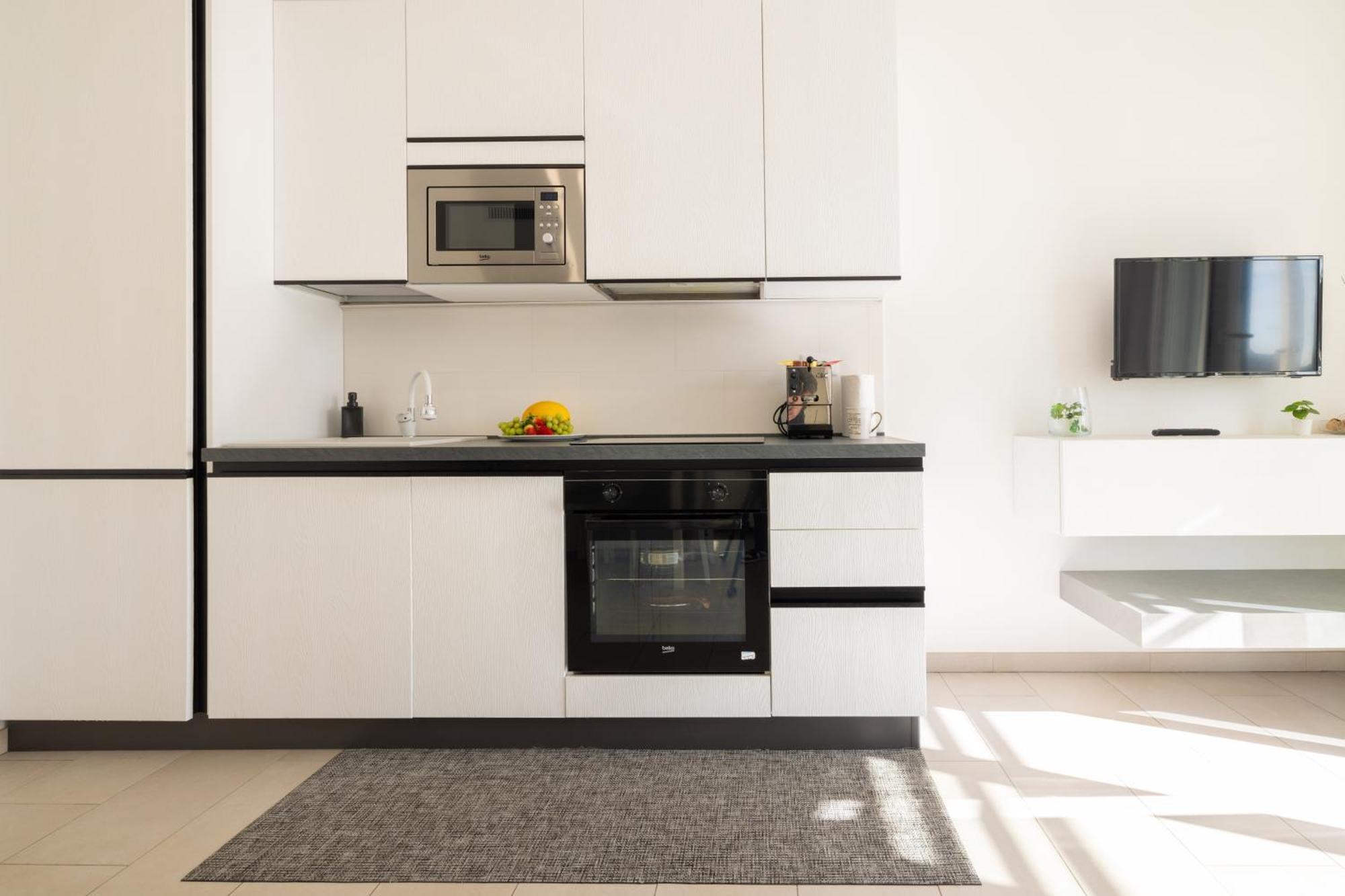 Tramonti Incredibili In Piscina - Apartment8 Con Ac Wifi In Residence 산타 마리아 알 바뇨 외부 사진